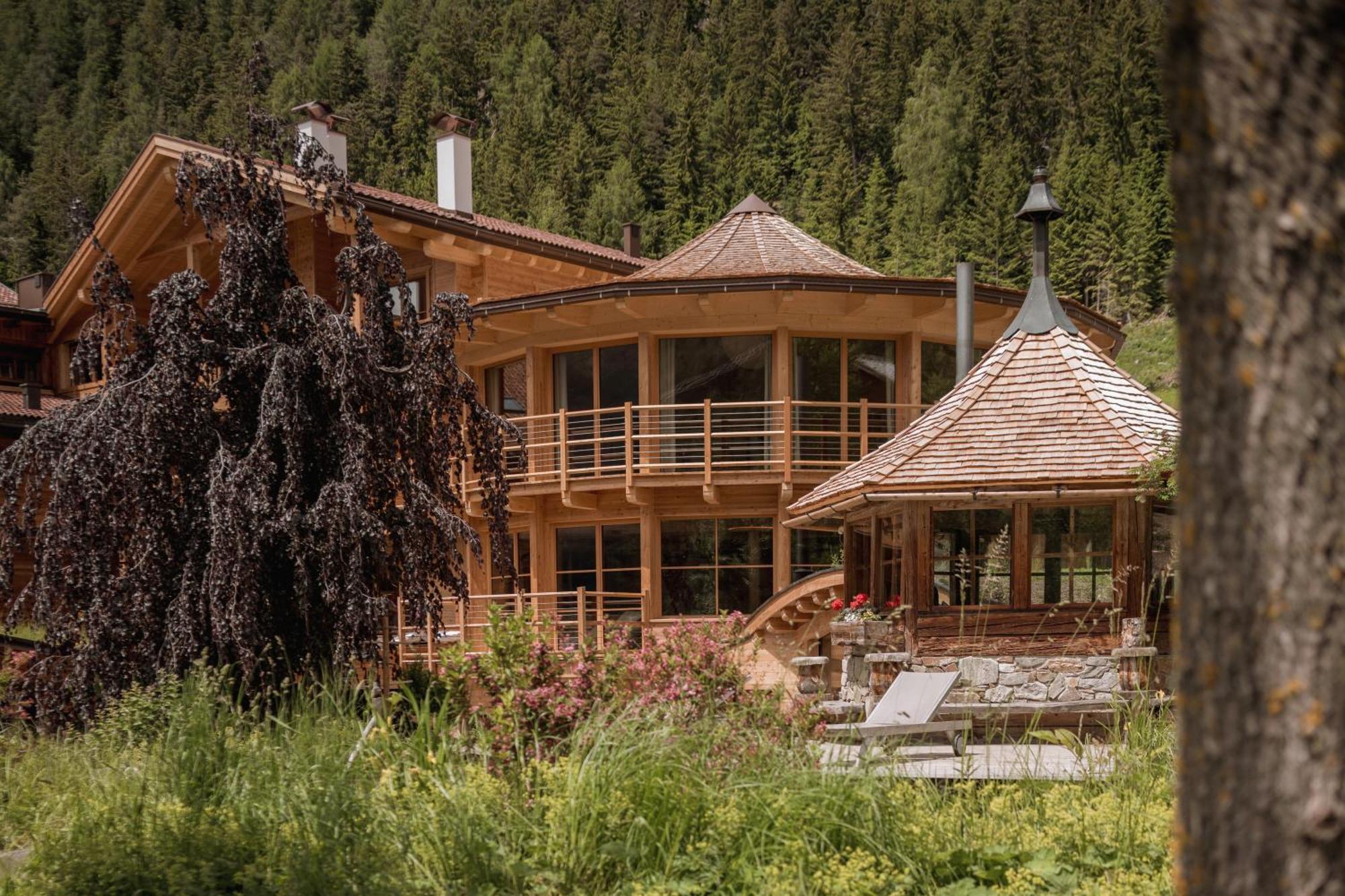 Naturhotel Lüsnerhof Lüsen Exterior foto