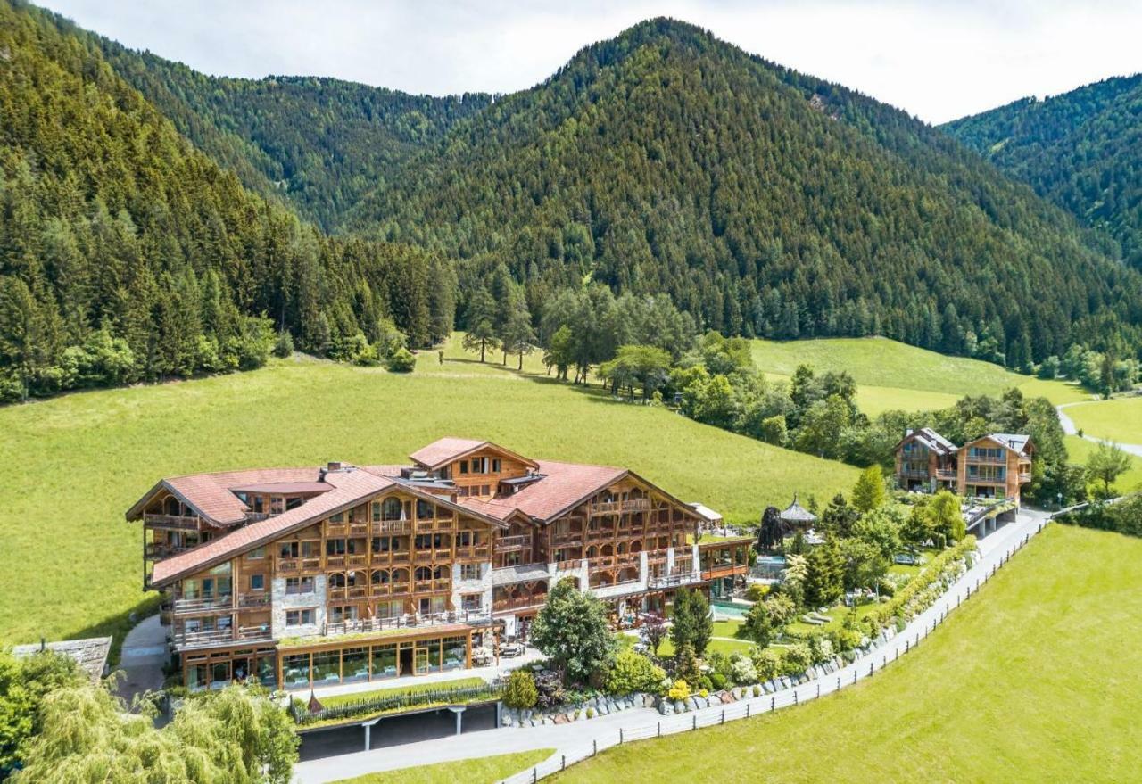Naturhotel Lüsnerhof Lüsen Exterior foto